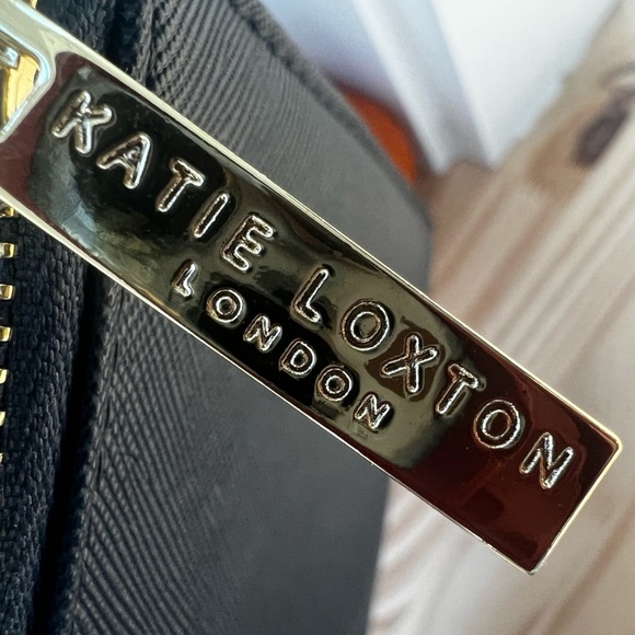 Katie Loxton Magical Moments Clutch Perfect Pouch Navy W Gold Hardware - Picture 5 of 6